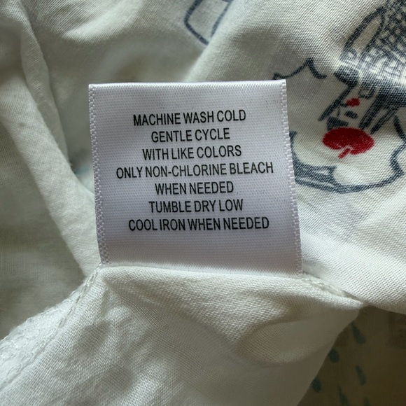 ModCloth Chic White Printed Skirt Pockets! Size M
100% Cotton mini skater GUC - Picture 11 of 11